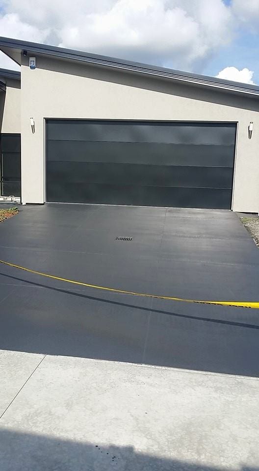 Broomcova recolouring of driveway