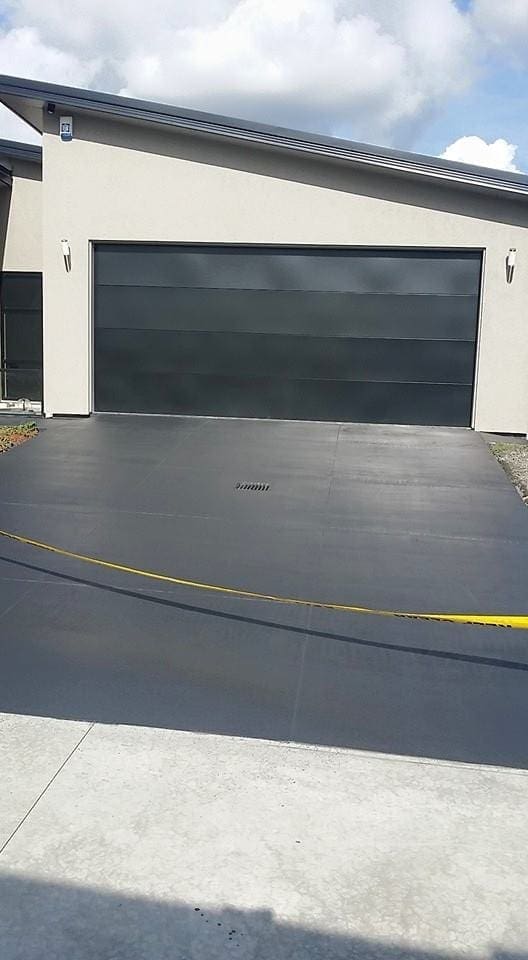 Broomcova recolouring of driveway