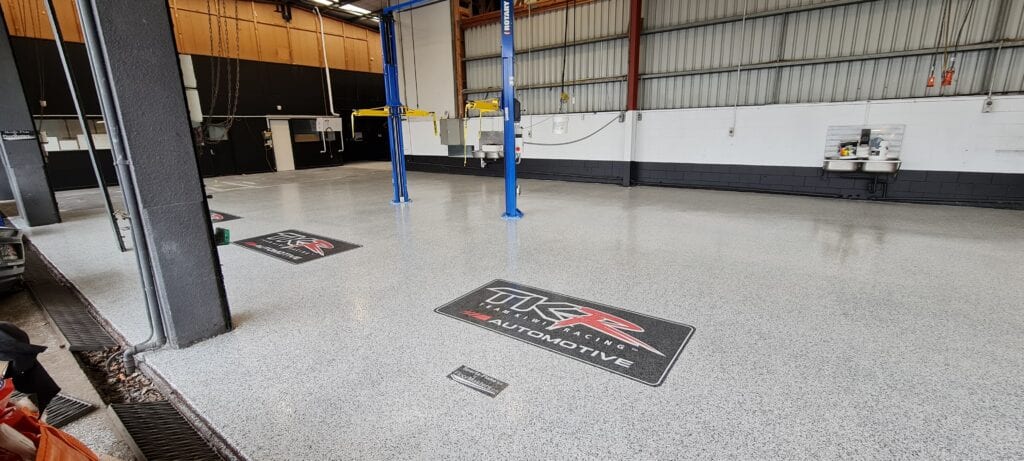 Team Kiwi racing - Sparta-Flake Workshop floor