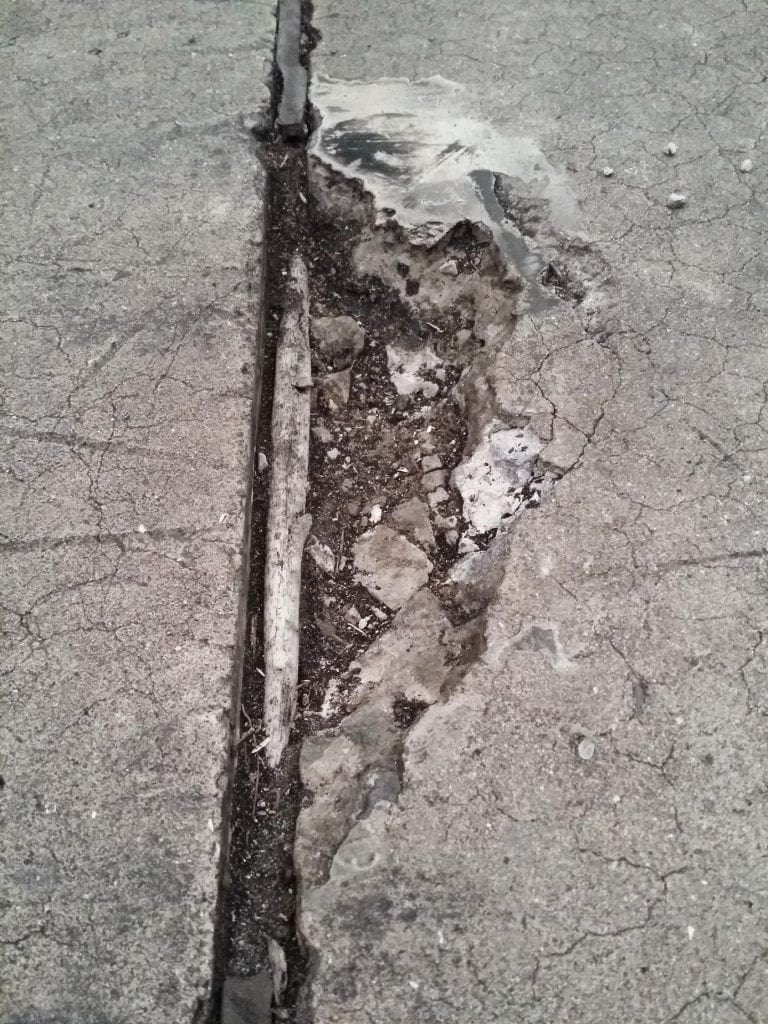 Concrete joint - broken