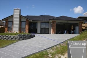 Spraycova decorative concrete resurfaced driveway